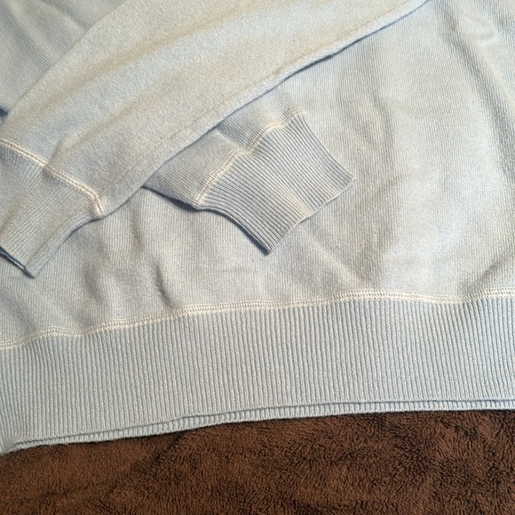 Old Navy Men’s sweater. Size medium. Light blue. - Picture 5 of 8